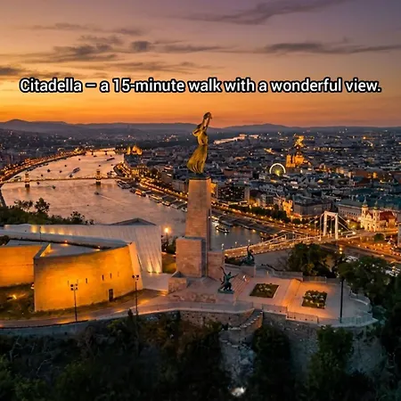 Central Budapest Apartment * Budapešť