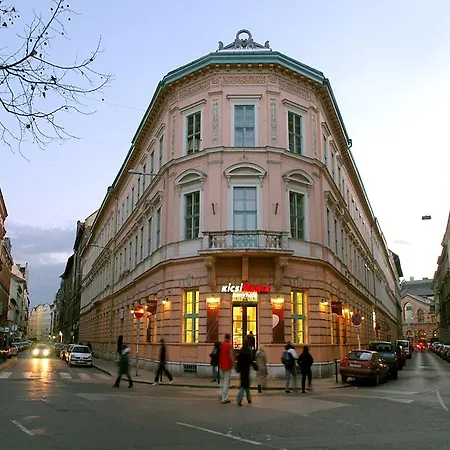 Central Budapest Apartment Apartament Budapesta